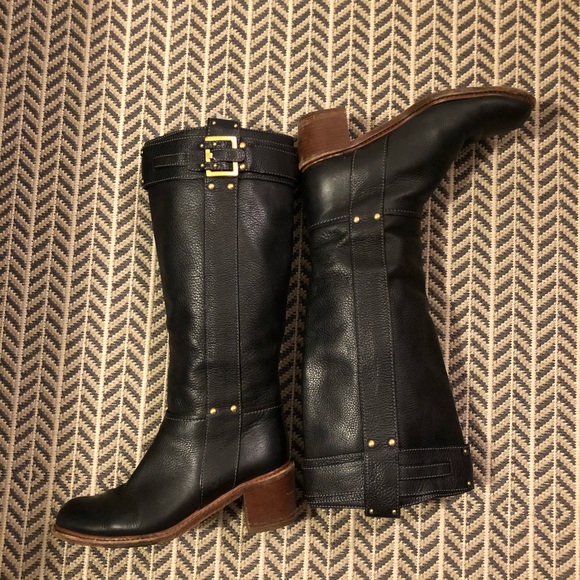Chloé pebble black with gold buckle booties - Picture 6 of 9